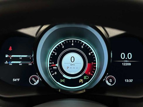 Used 2022 Aston Martin V8 Vantage image 43