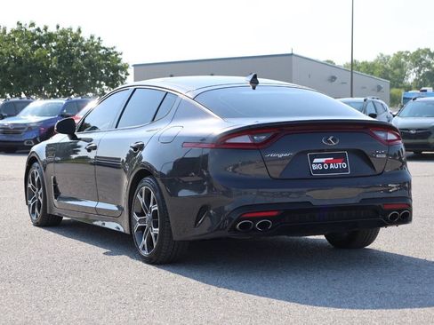 Used 2018 Kia Stinger GT1 AWD/4WD image 11