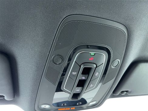 Used 2023 Audi Q5 2.0T Premium Plus w/ Premium Plus Package image 33