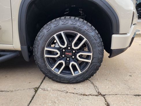 New 2026 GMC Sierra 1500 AT4 w/ AT4 Premium Package image 51