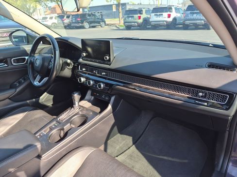 Used 2023 Honda Civic EX-L image 32