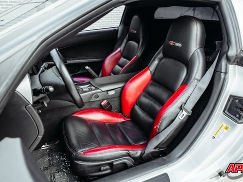 Used 2006 Chevrolet Corvette Z06 w/ Preferred Equipment Group RWD image 6