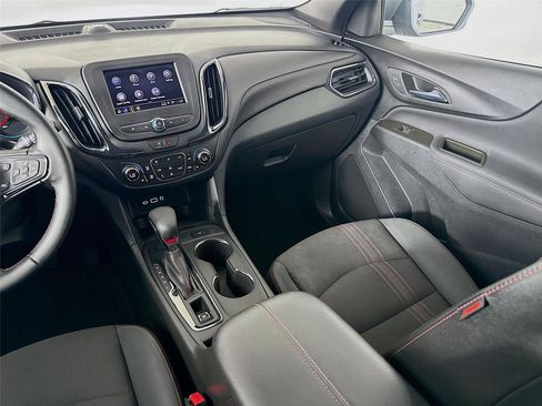 Used 2023 Chevrolet Equinox RS AWD/4WD image 23