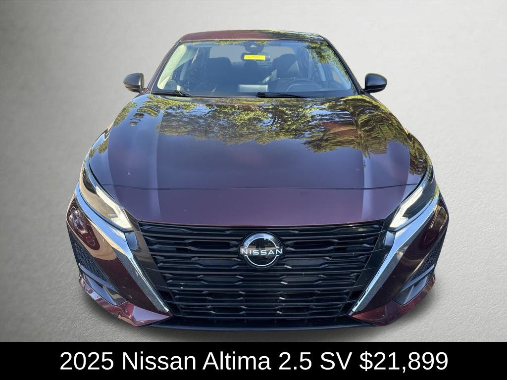 Used 2025 Nissan Altima 2.5 SV FWD image 8