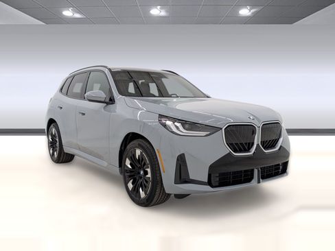 New 2026 BMW X3 xDrive30i w/ Premium Package AWD/4WD image 7