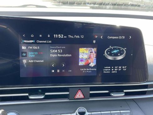 Used 2025 Hyundai Elantra SEL image 25