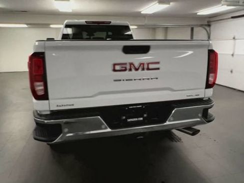 New 2026 GMC Sierra 3500 SLE w/ Preferred Package AWD/4WD image 7