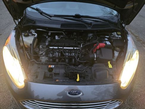 Used 2014 Ford Fiesta Titanium image 9