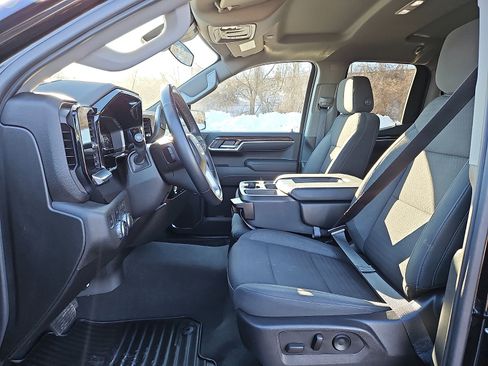 Certified 2023 GMC Sierra 1500 SLE image 13