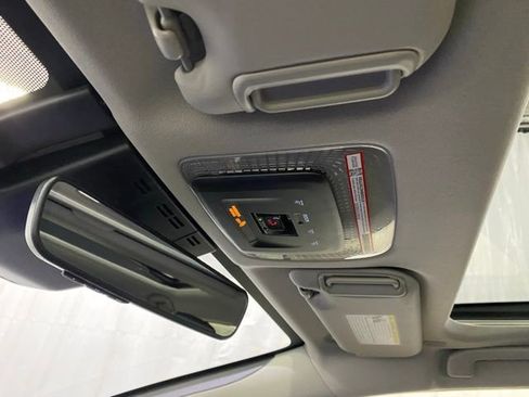 New 2026 Toyota Prius Plug-In Hybrid FWD image 21
