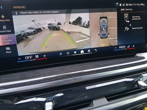 New 2026 BMW X6 xDrive40i w/ Premium Package image 27