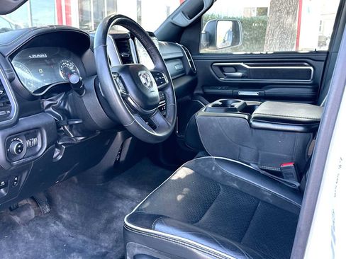 Used 2025 RAM 1500 Laramie AWD/4WD image 18