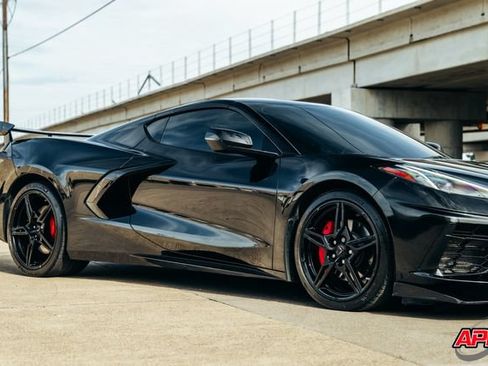 Used 2020 Chevrolet Corvette Stingray Coupe w/ Battery Protection Package RWD image 61
