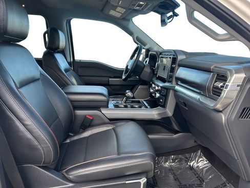 Used 2022 Ford F150 Lariat image 17