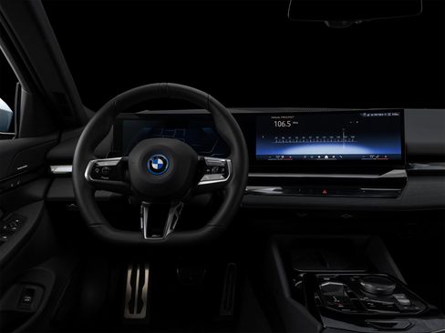 Used 2025 BMW i5 eDrive40i w/ M Sport Package RWD image 61