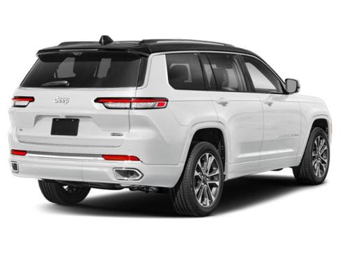 Certified 2023 Jeep Grand Cherokee L Overland w/ Advanced Protech Group III AWD/4WD image 3