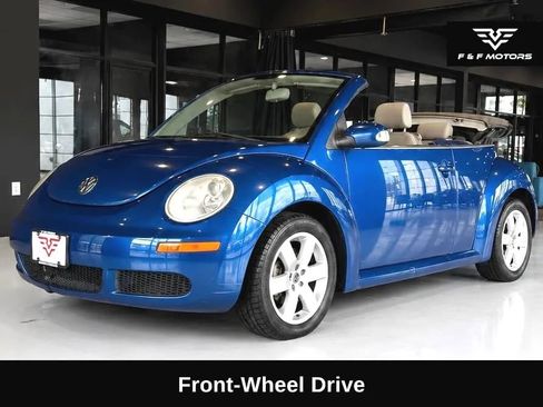 Used 2007 Volkswagen Beetle Convertible w/ Package 1 FWD image 2