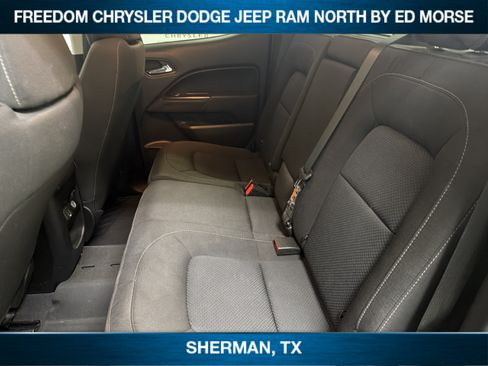 Used 2022 Chevrolet Colorado LT RWD image 8