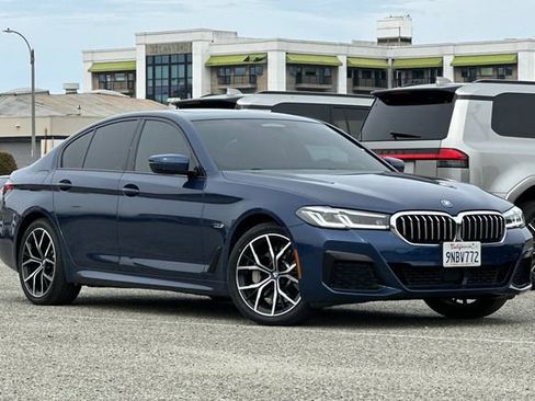 Used 2023 BMW 530e xDrive w/ Executive Package image 2