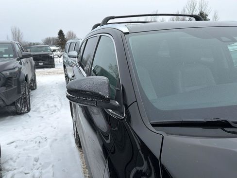 Used 2019 Toyota Highlander Limited image 5