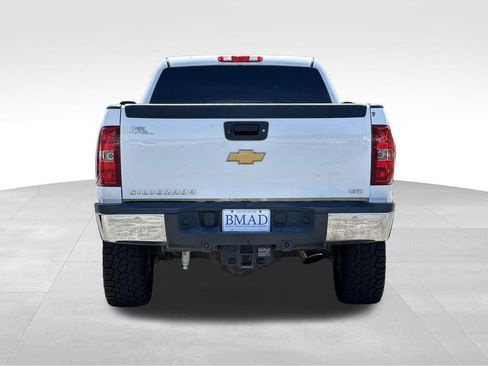 Used 2014 Chevrolet Silverado 2500 LTZ w/ LTZ Plus Package AWD/4WD image 9