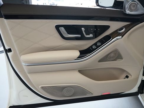 Used 2022 Mercedes-Benz Maybach S 580 4MATIC image 31