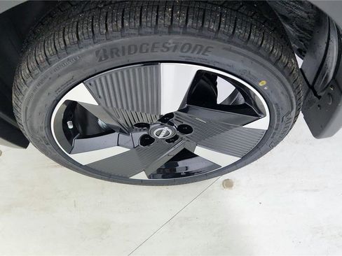 New 2026 Nissan Kicks SR w/ SR Premium Package image 16