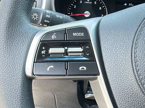 Used 2019 Kia Sorento L FWD image 24