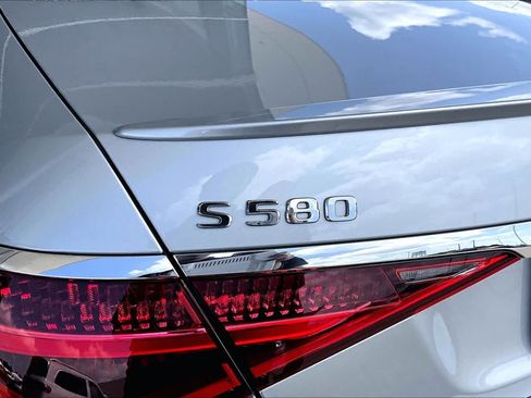Certified 2021 Mercedes-Benz S 580 4MATIC Sedan image 28