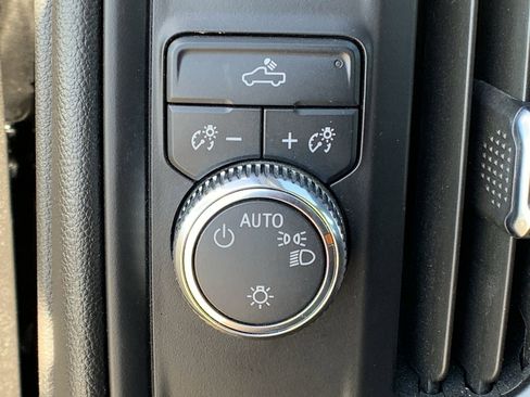 Used 2024 GMC Sierra 1500 Pro w/ Graphite Edition image 31