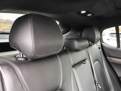 Used 2023 Alfa Romeo Stelvio Ti image 34