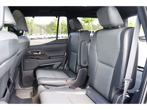 Used 2024 Lexus GX 550 AWD/4WD image 25