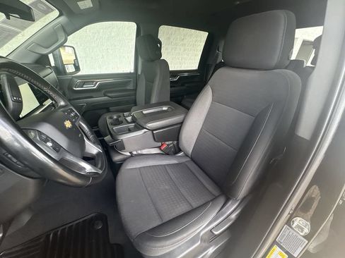 Certified 2024 Chevrolet Silverado 3500 LT AWD/4WD image 19