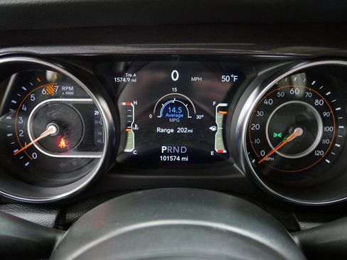 Used 2021 Jeep Wrangler Unlimited Sport image 23