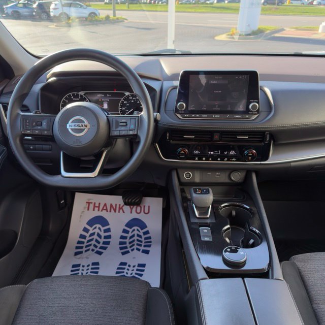 Used 2021 Nissan Rogue SV AWD/4WD image 15