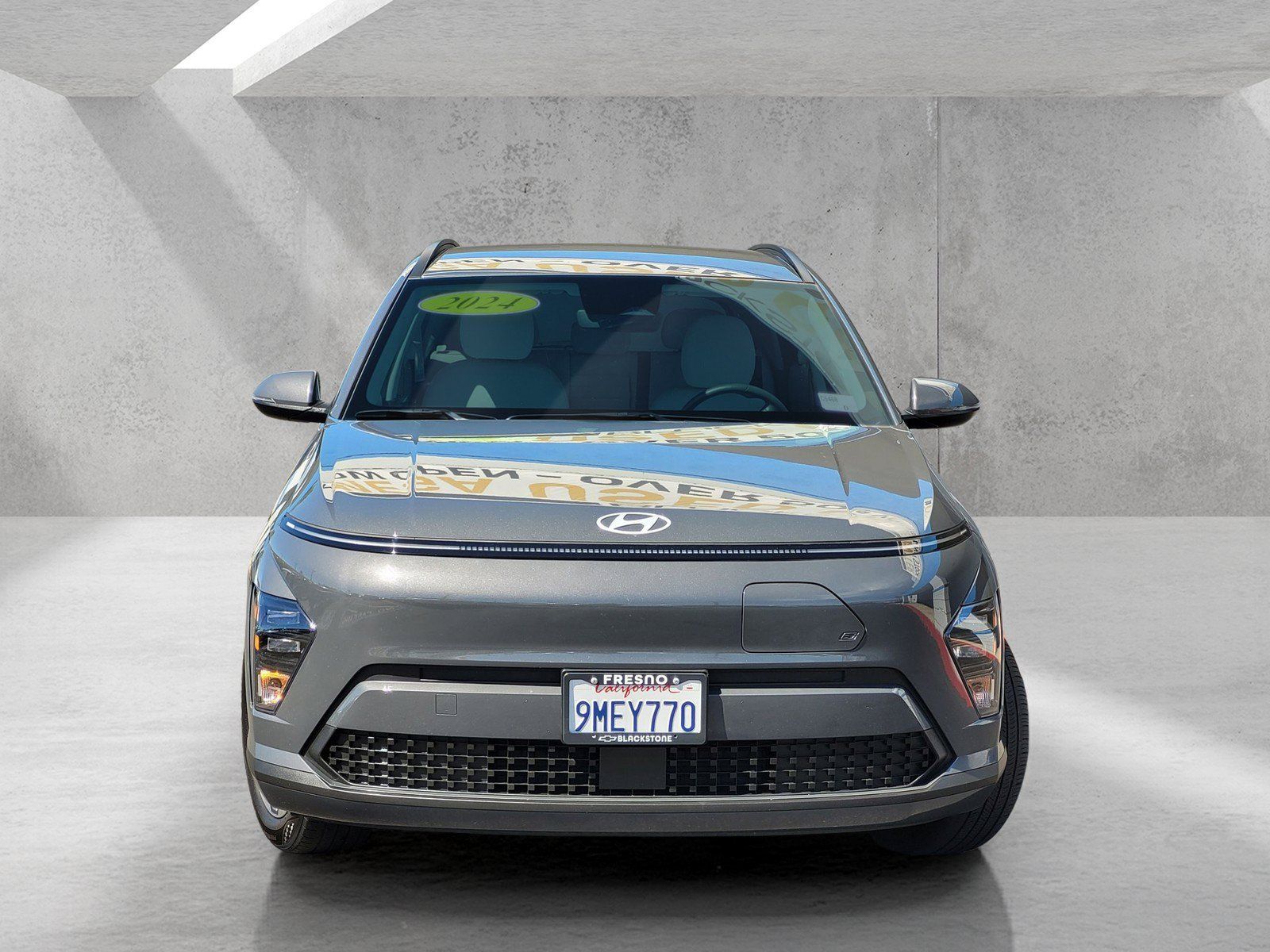 Used 2024 Hyundai Kona SEL FWD image 3
