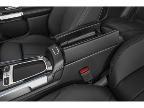 Used 2026 Mercedes-Benz GLB 250 4MATIC image 14