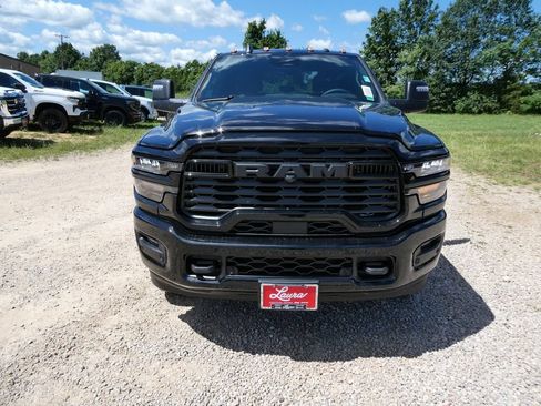 New 2026 RAM 3500 Big Horn AWD/4WD image 9