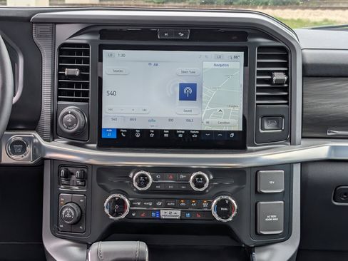 New 2025 Ford F150 Lariat w/ Equipment Group 502A High image 17