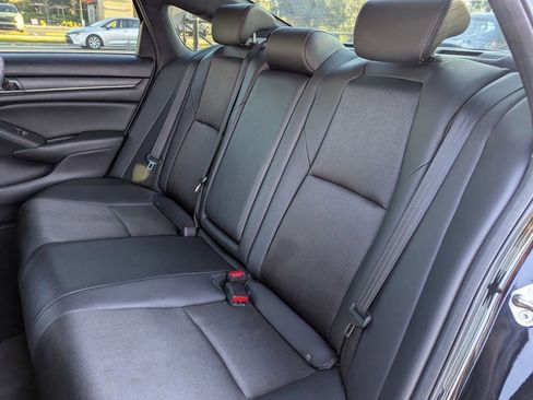 Used 2019 Honda Accord Sport image 14