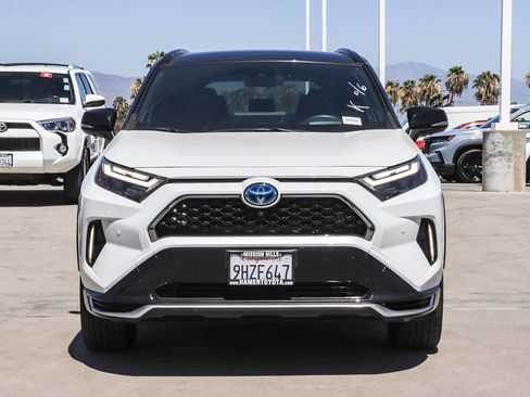 Used 2023 Toyota RAV4 XSE w/ Premium Package AWD/4WD image 7