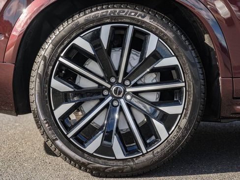 New 2026 Volvo XC90 B6 Ultra w/ Protection Package Premier image 17