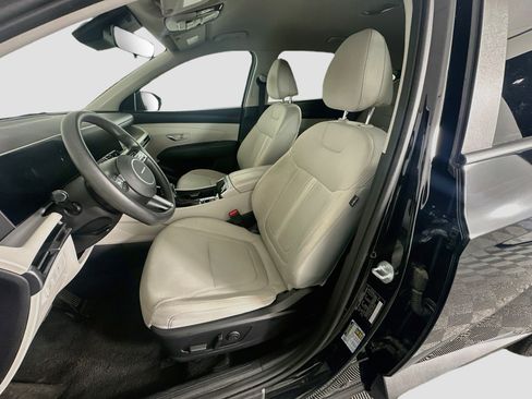 Used 2025 Hyundai Tucson SEL FWD image 13