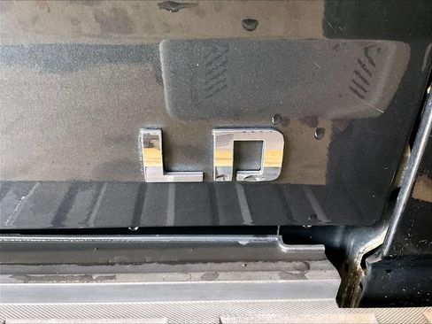 Used 2019 Chevrolet Silverado 1500 LT w/ All Star Edition AWD/4WD image 29