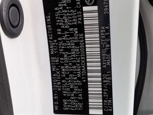 Used 2025 Toyota Camry XSE FWD image 26