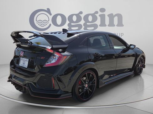Used 2019 Honda Civic Type R image 5