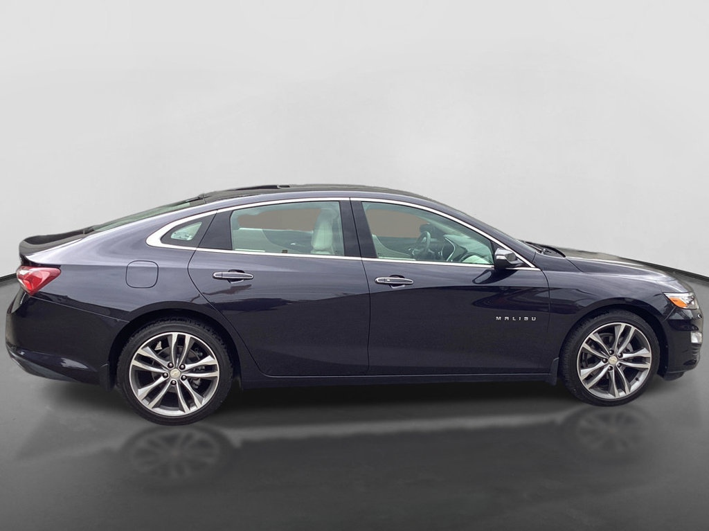 Used 2022 Chevrolet Malibu Premier FWD image 4