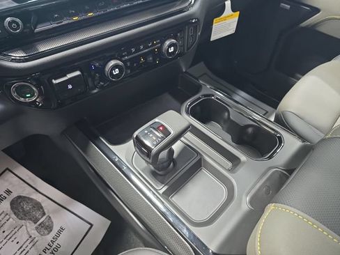 New 2026 Chevrolet Silverado 1500 ZR2 w/ Dark Appearance Package AWD/4WD image 25