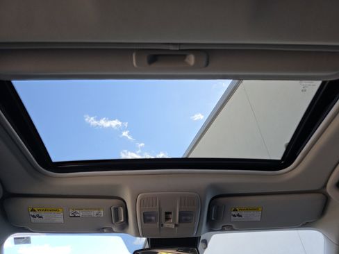 Used 2024 MAZDA CX-5 Carbon Edition image 11