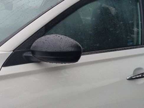 Used 2025 Nissan Altima 2.5 SV image 24